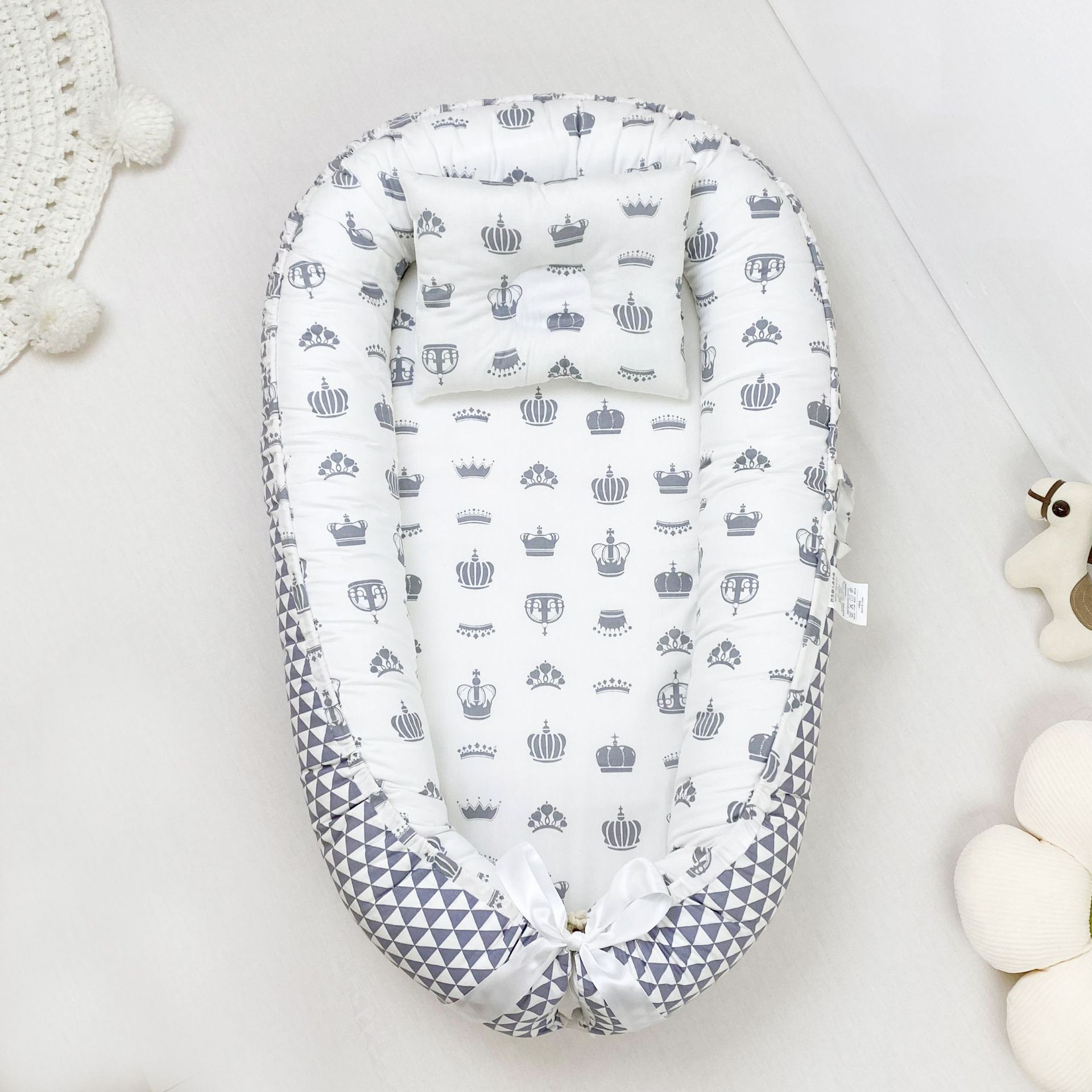 Cozy Cotton Baby Nest – Portable Bed for Newborns