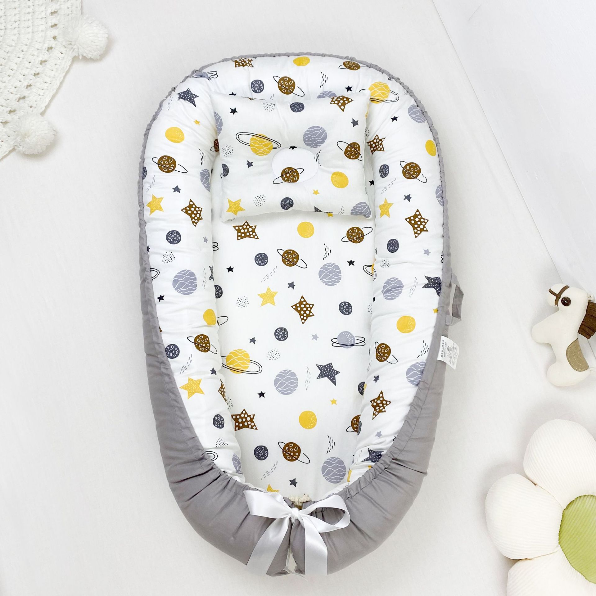 Cozy Cotton Baby Nest – Portable Bed for Newborns
