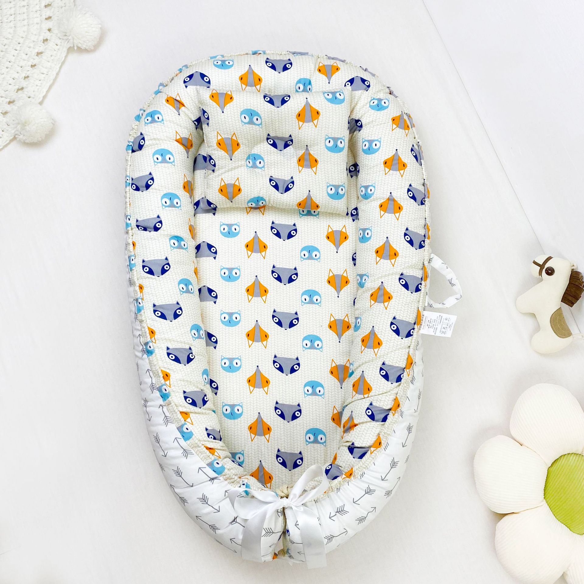 Cozy Cotton Baby Nest – Portable Bed for Newborns